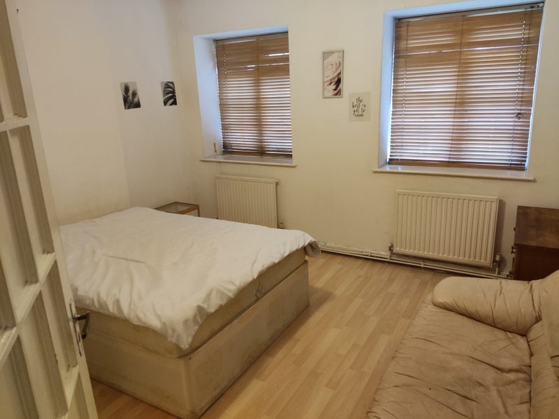 Large double room in Hendon Nw4 - student accommodation in Hendon - img_1