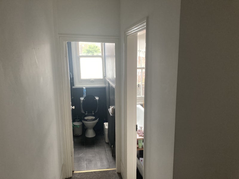 Large Double Room In The Heart Of Southsea - student accommodation in Southsea - img_2