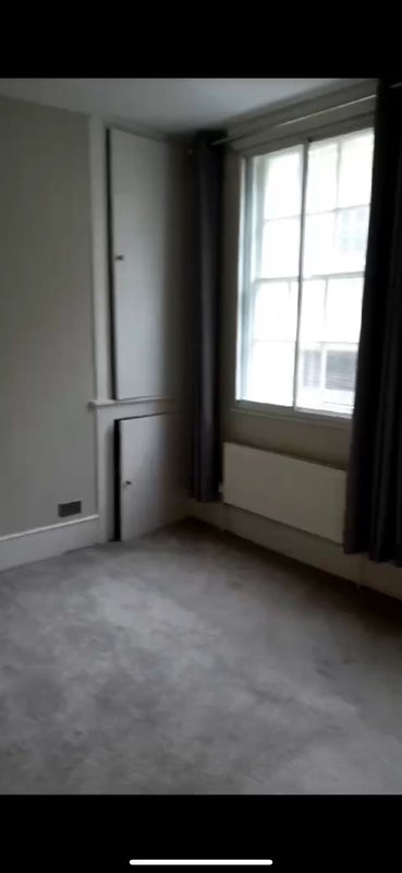 Large Double Room in Victoria - student accommodation in Victoria - img_3