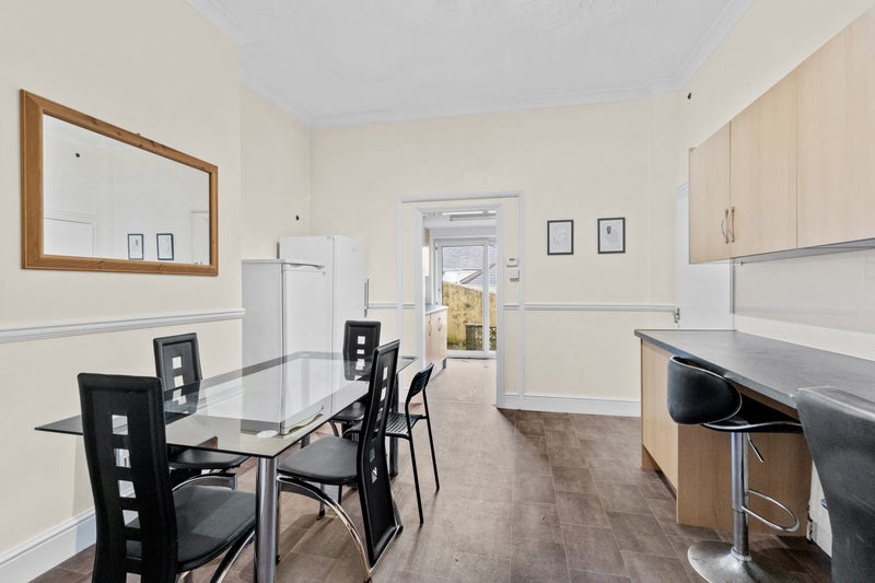 Large Double Room - Seymour Ave - student accommodation in Plymouth - img_3