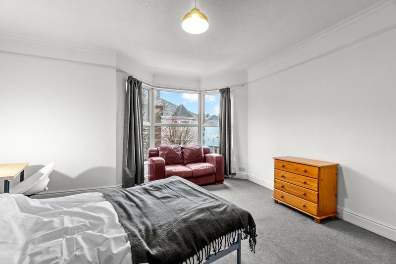 Large Double Room - Seymour Ave - student accommodation in Plymouth - img_1