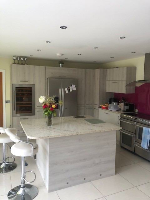 Large double room with en-suite - student accommodation in Ash - img_3