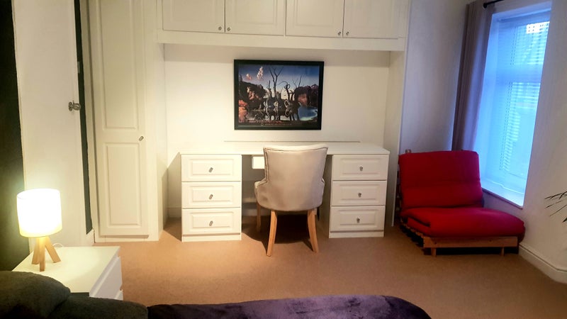 Large double room - student accommodation in Treforest - img_1