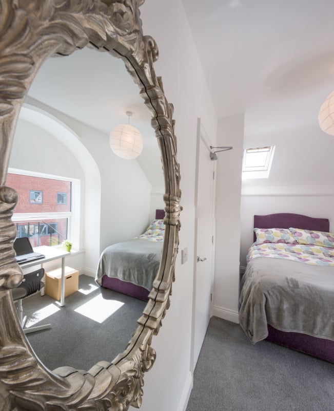 Large Double Rooms . £475 Pm All Bills Inc - student accommodation in Middlesbrough - img_1
