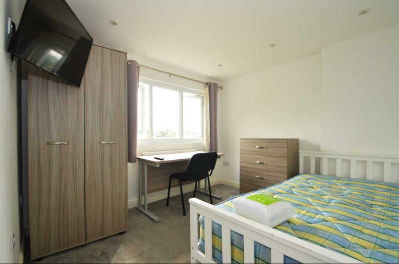 Large Double Rooms Available Now - student accommodation in Fishponds - img_7