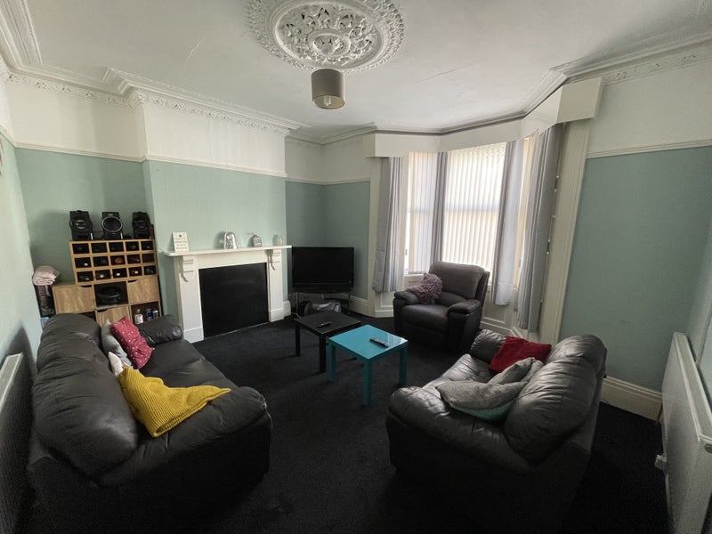 LARGE Room | All bills | Students | City Centre - student accommodation in Sunderland - img_6