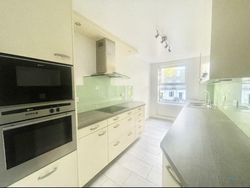 Large Room in Primrose Hill with Private Bathroom - student accommodation in Primrose Hill - img_5