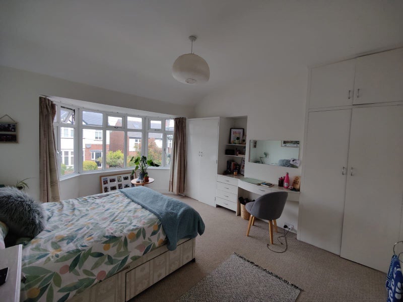 Large Room in Semi- Detached house to RENT - student accommodation in Sheffield - img_6