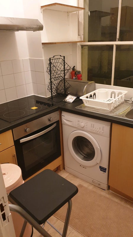 Large room to let on Camden Street - student accommodation in Camden Town - img_2