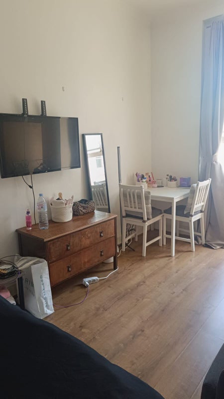 Large room to let on Camden Street - student accommodation in Camden Town - img_5