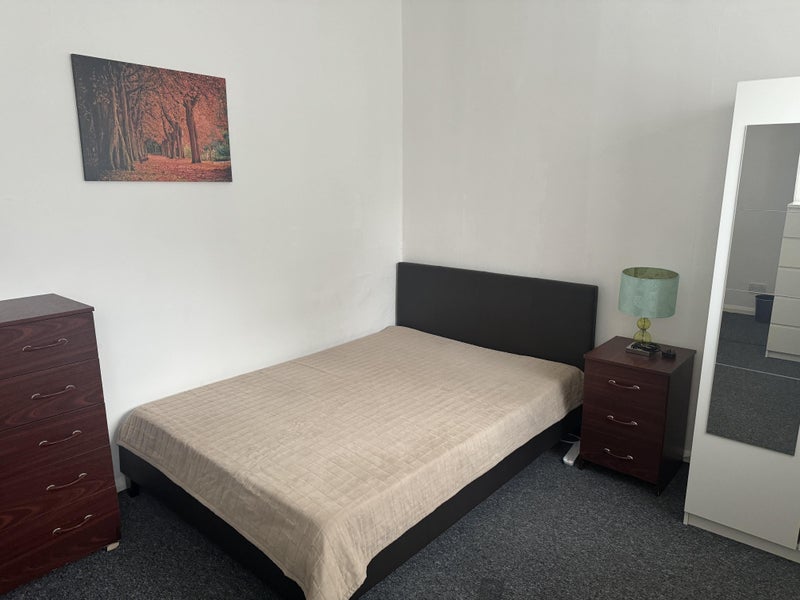 Large room to rent in Hanwell - student accommodation in Hanwell - img_3