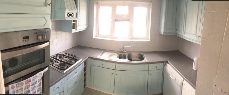 Large Room walk to Uni/Research Park/Hospital - student accommodation in Guildford - img_6
