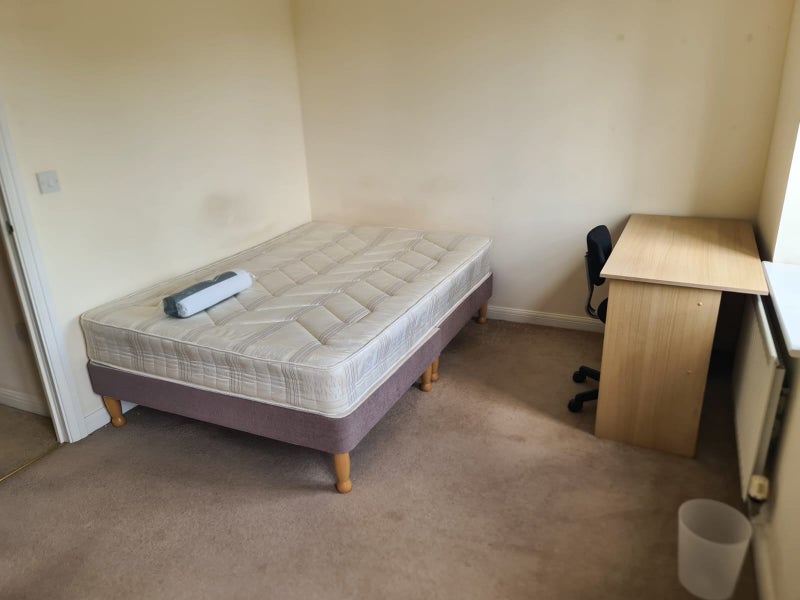 Large rooms & Ensuite available close to RD&E - student accommodation in Exeter - img_1