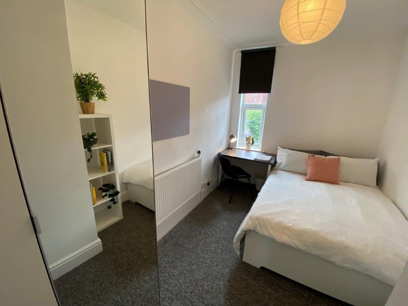 Large rooms next to West Entrance - Broadgate - student accommodation in Beeston - img_4