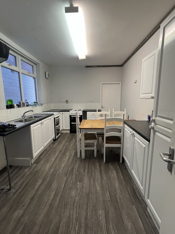 Large rooms , No Deposit,  OFF London Road - student accommodation in Leicester - img_7