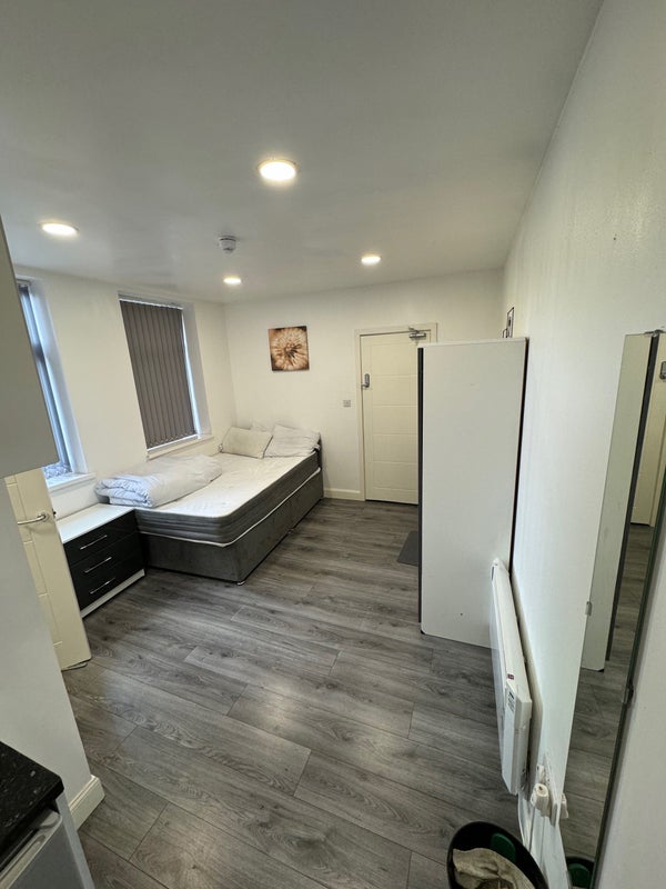 Large Studios for Students All Bills Included - student accommodation in Coventry - img_3