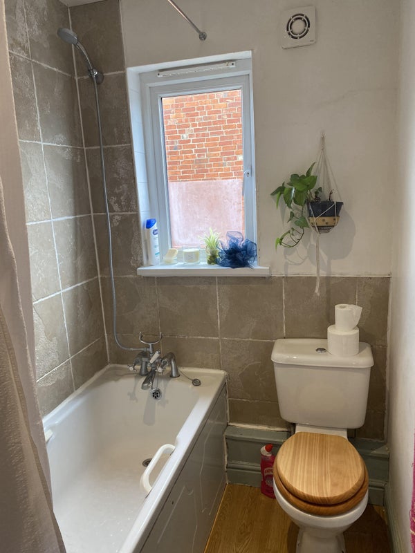 Large two bed flat with garden and street parking - student accommodation in Headington - img_6