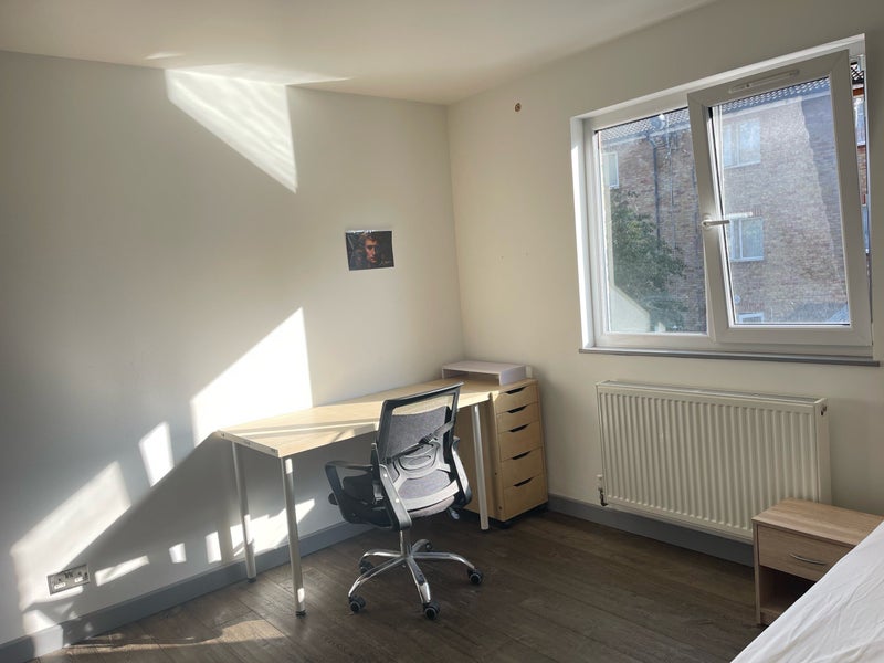Last Double Room in Zone 1 Available - student accommodation in Elephant and Castle - img_2