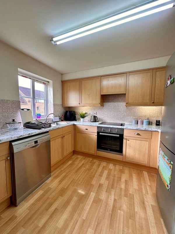 Last King En Suite in Slough (All Bills Included!) - student accommodation in Slough - img_3