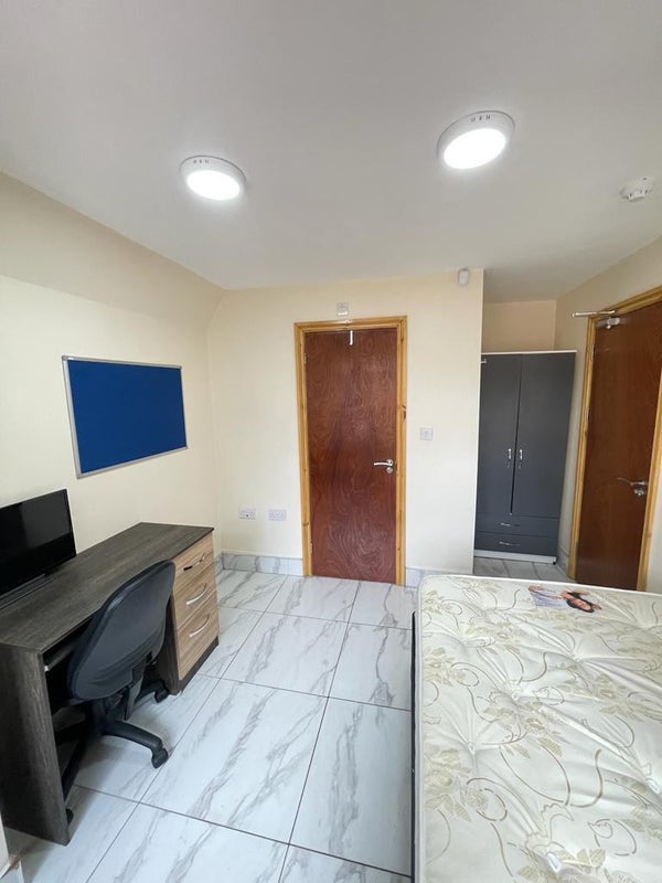 Last One! B29 En-Suite! No Dep! All Bills Inc! - student accommodation in Birmingham - img_3