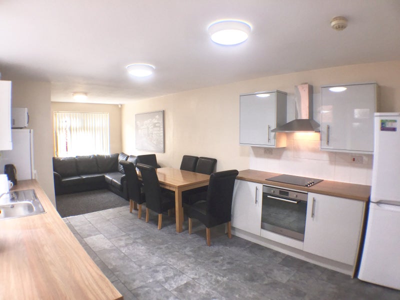 Lidderdale Road student house 1 room left - student accommodation in Liverpool - img_4