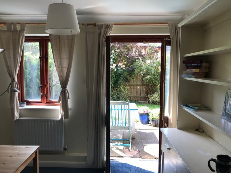 Light airy 1 bedroom garden flat - student accommodation in Roehampton - img_2