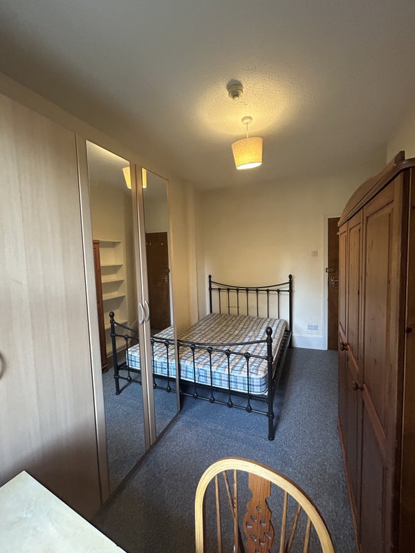 Looking for 2 students to move in - student accommodation in Bournemouth - img_3