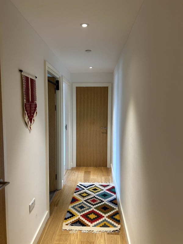 Double bedroom in 2bed flat student accommodation in Canning Town - img_8