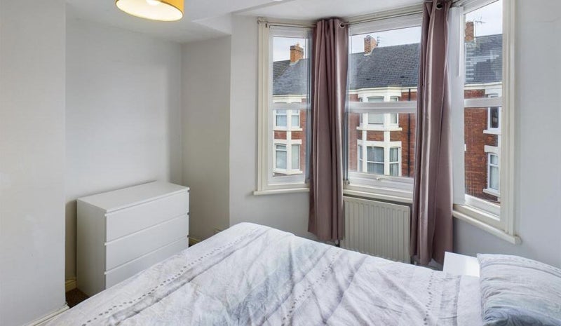 Looking for a flatmate to join us - student accommodation in Newcastle Upon Tyne - img_1