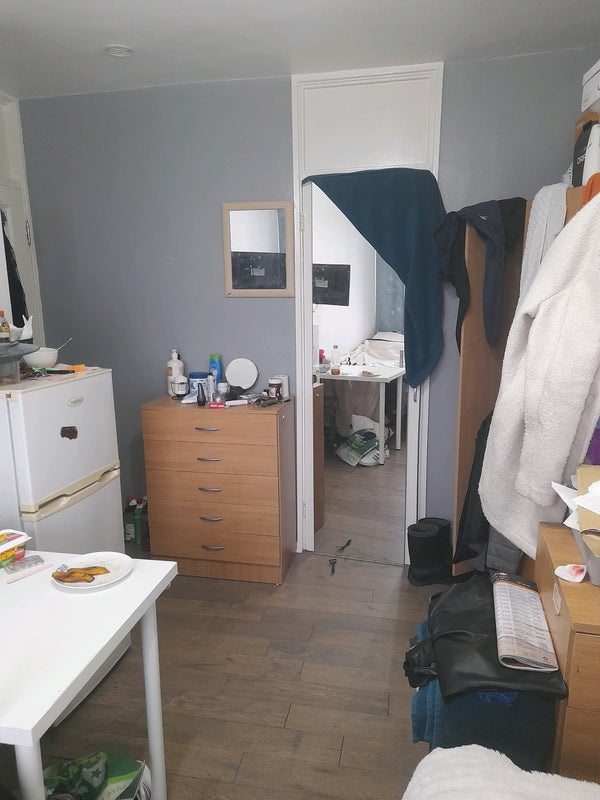 Looking For A Roommate Or Partner - student accommodation in Roehampton - img_2