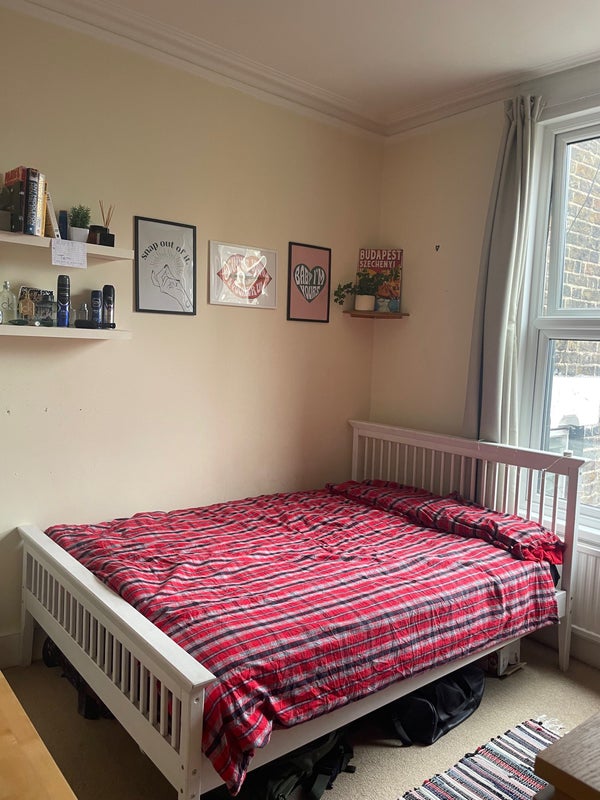 Looking for new housemate, Islington (double room) - student accommodation in Holloway Road - img_1