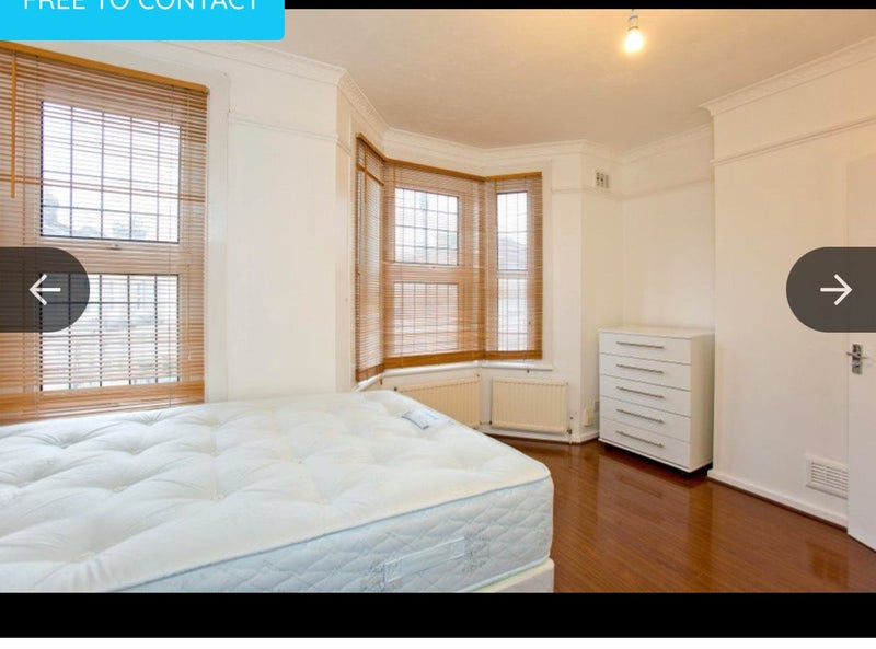 Looking for one female flat mate - student accommodation in Canning Town - img_1