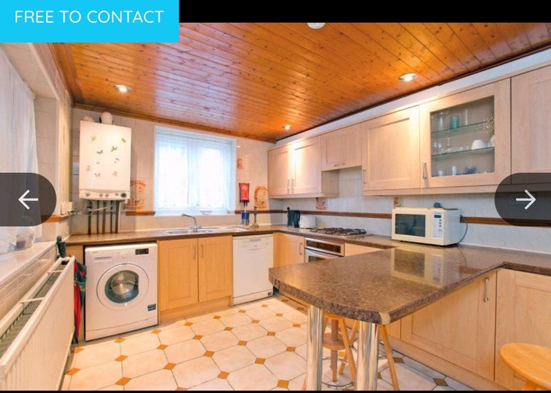 Looking for one female flat mate - student accommodation in Canning Town - img_3