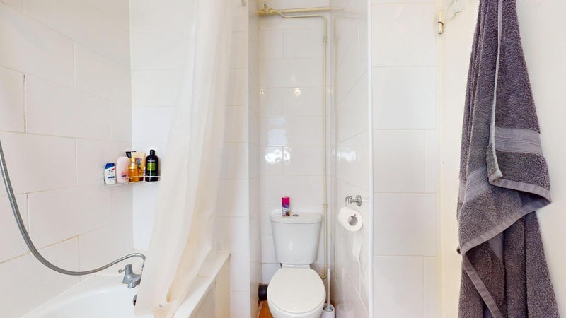 Lovely 1 Bedroom Flat Just Moments From Mile End - student accommodation in Mile End Road - img_8