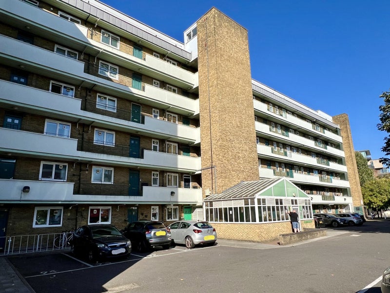 Lovely 1 Bedroom Flat Just Moments From Mile End - student accommodation in Mile End Road - img_9