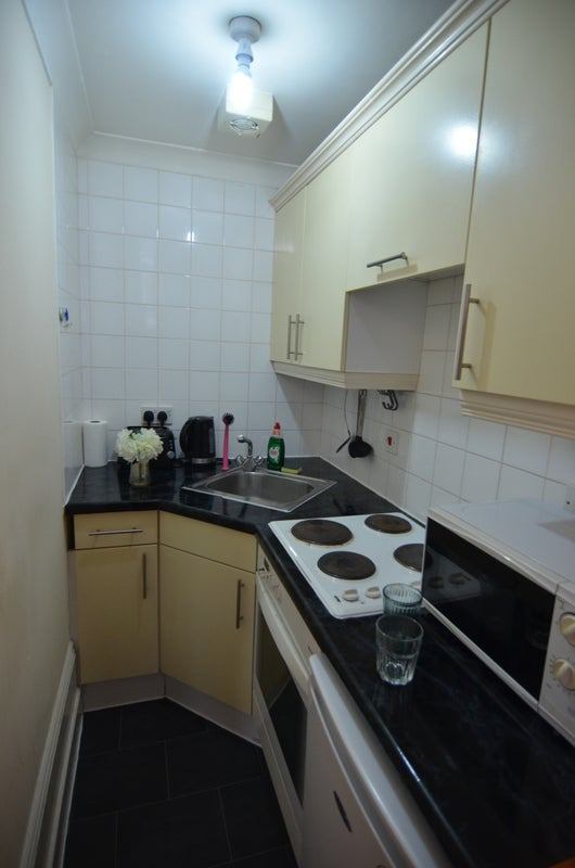 Lovely 1Bed Flat Holland Park Gardens - student accommodation in Holland Park - img_10
