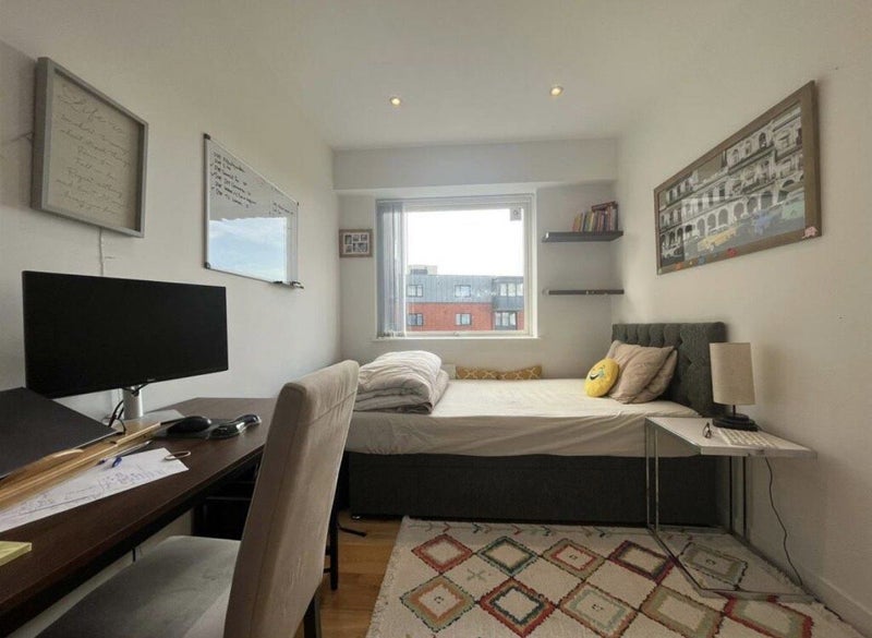 Lovely 2bdrm flat in Hayes with private parking. - student accommodation in Hayes - img_2