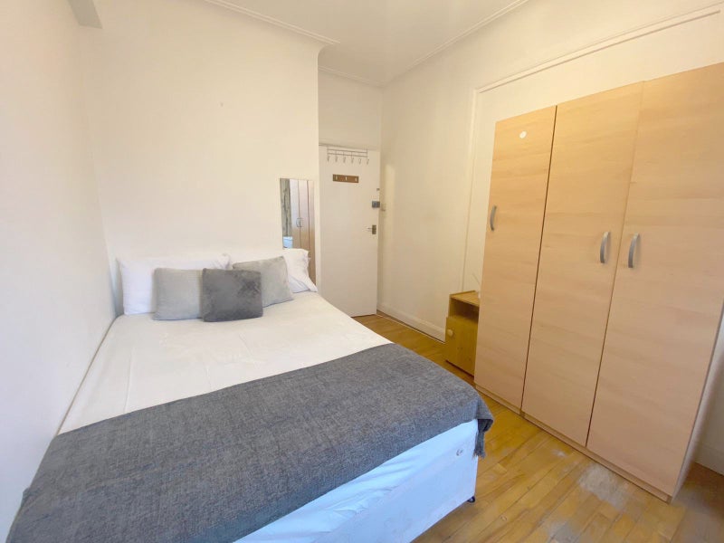  Lovely 3-Room Property - Great Transport Links - student accommodation in Swiss Cottage - img_3