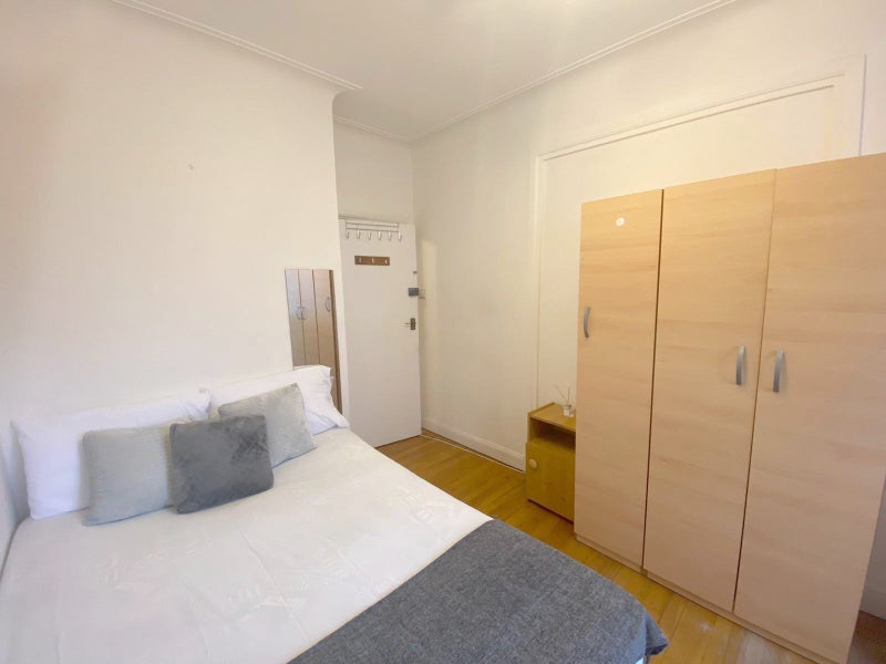  Lovely 3-Room Property - Great Transport Links - student accommodation in Swiss Cottage - img_6
