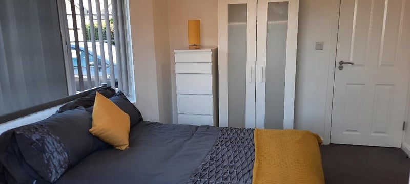 Lovely bright room with en suite, No Deposit - student accommodation in Slough - img_2