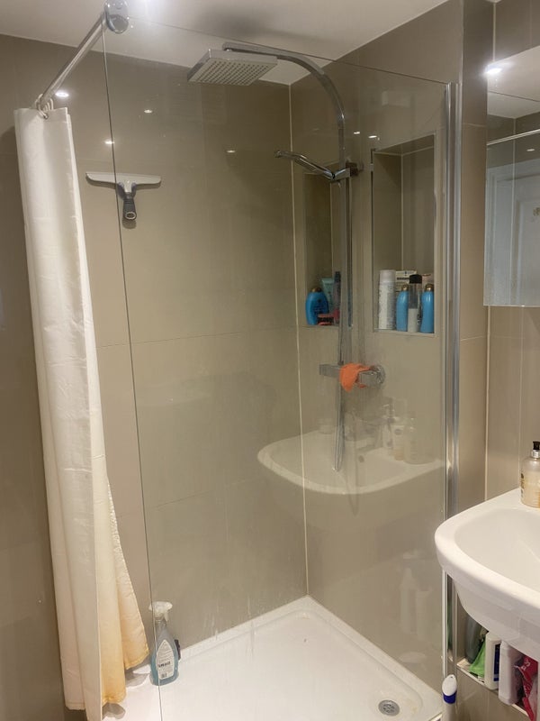 Lovely double room in a 2 bed flat - student accommodation in Blackheath - img_5