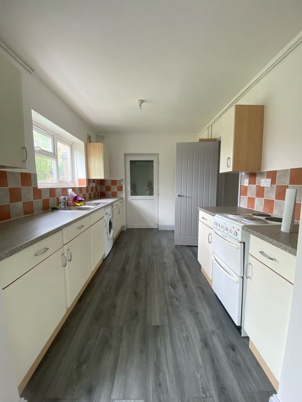 Lovely double room in Redditch - student accommodation in Redditch - img_4