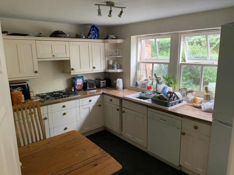 Lovely Double Room In WR40Eb - student accommodation in Worcester - img_6