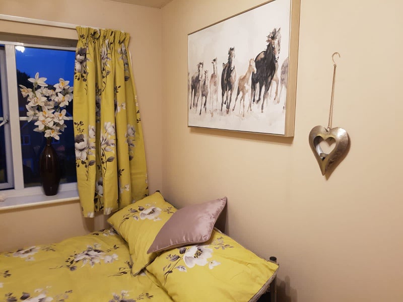 Lovely double room to rent in 3 storey house - student accommodation in Brislington - img_5