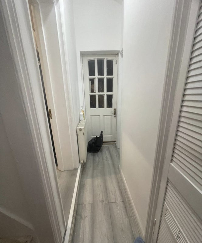 2 Double bedrooms - looking for 2 Friends/Siblings student accommodation in Plumstead - img_4