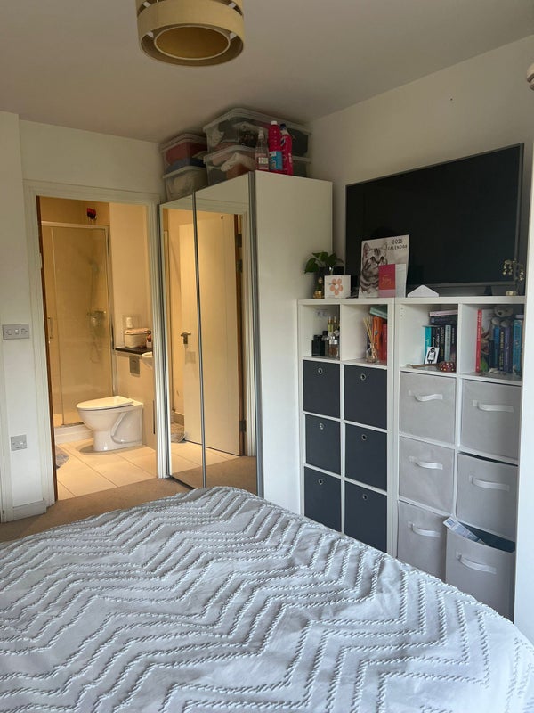 Lovely ensuite double room in 2 bedroom flat - student accommodation in Docklands - img_4