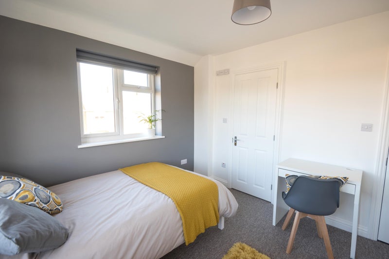 Lovely Ensuite Room In Fabulous House Share - student accommodation in Hitchin - img_7