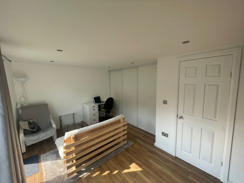 New Ensuite Room In Enfield To Let | To 03/09 student accommodation in Enfield - img_2