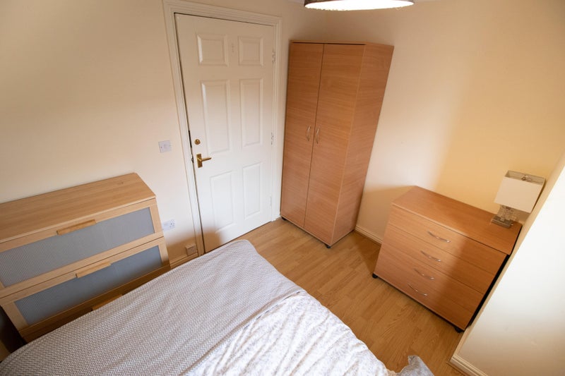Lovely House Share right next to Chllingham Metro - student accommodation in Newcastle Upon Tyne - img_1