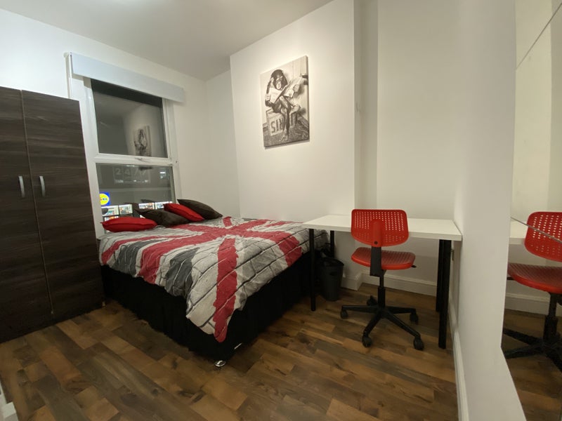 Lovely Room Available Now /In Camberwell - student accommodation in Camberwell - img_1